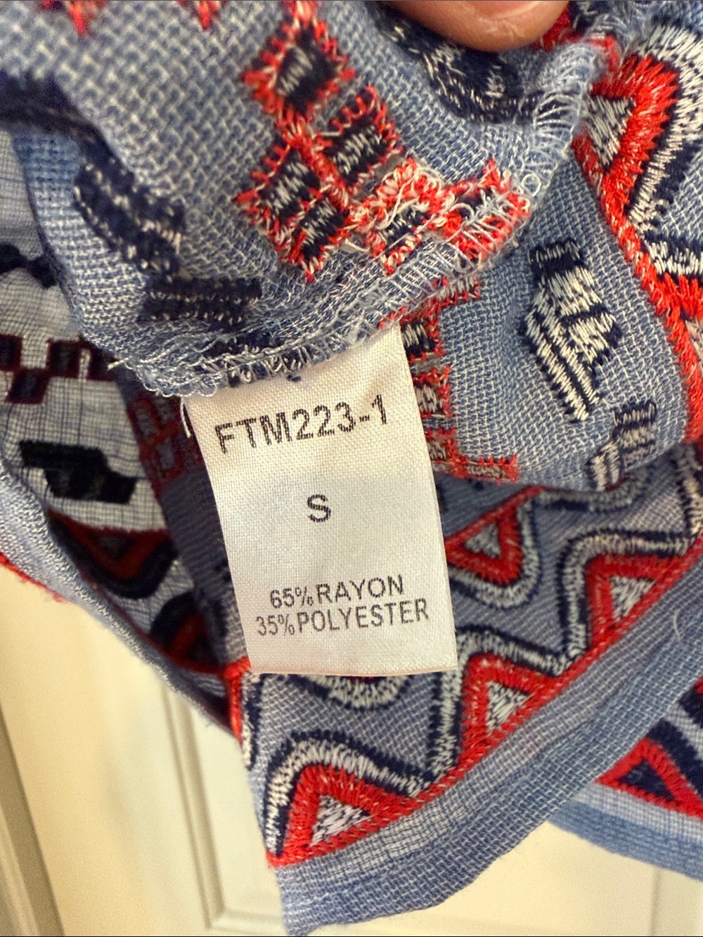 THML Light Blue Textured V-Neck Tank - Picture 7 of 7